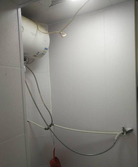 房东出租八大湖小区南京路小学旁主卧+单间房(个人) 房东出租八大湖小区南京路小学旁主卧+单间房(个人)