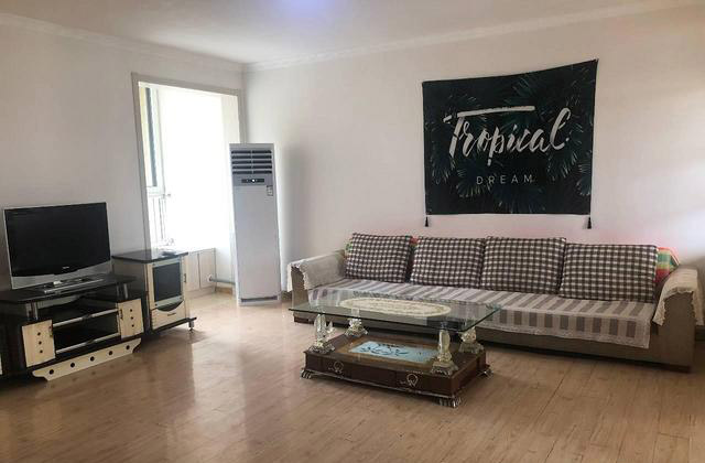 向阳小区(城阳) 普通住宅1厅 精装修 向阳小区(城阳) 普通住宅1厅 精装修