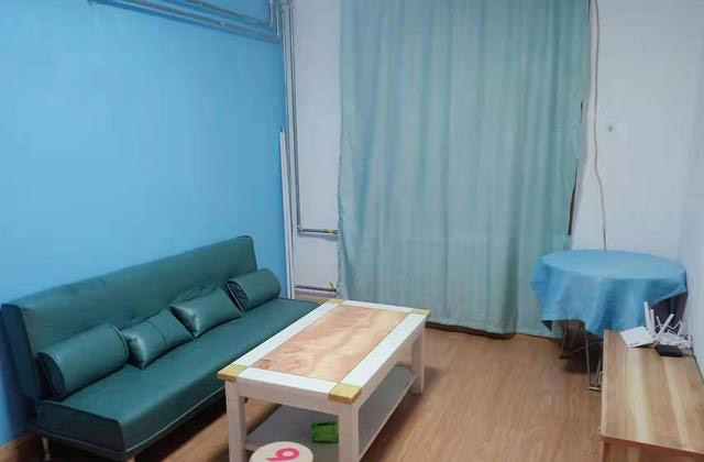 地铁房李村公 精装修2000元/月 地铁房李村公 精装修2000元/月