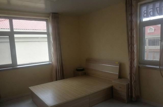 房东出租八大湖小区南京路小学旁主卧+单间房(个人) 房东出租八大湖小区南京路小学旁主卧+单间房(个人)