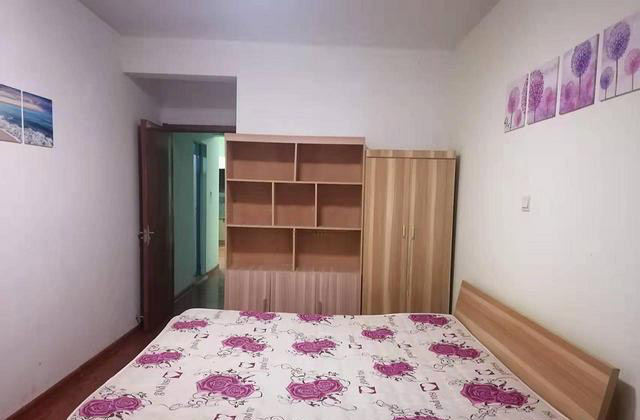 房型正气 非常开阳 楼层也佳 就等待你的到来 房型正气 非常开阳 楼层也佳 就等待你的到来