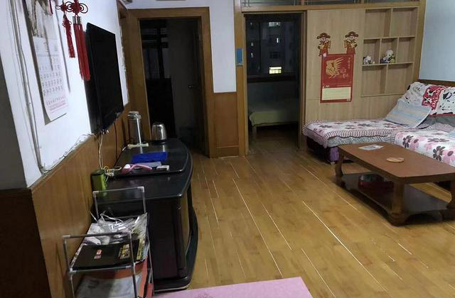 城东小区(李沧-黑龙江中路) 普通住宅 简单装修 城东小区(李沧-黑龙江中路) 普通住宅 简单装修