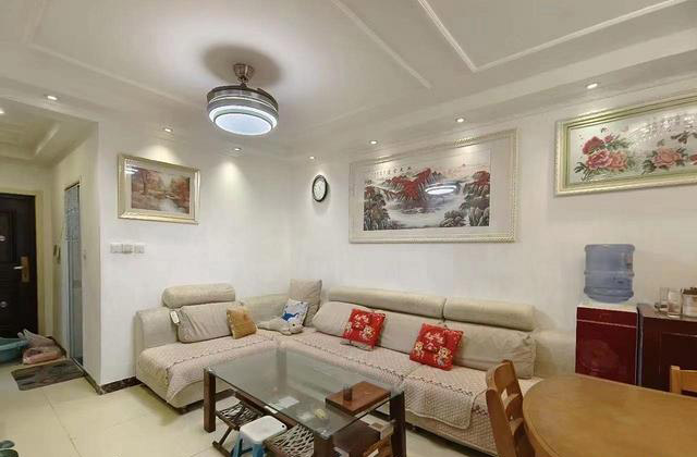 近地铁M线!保利里院里 3室1厅精装 南北通 户型方正 近地铁M线!保利里院里 3室1厅精装 南北通 户型方正