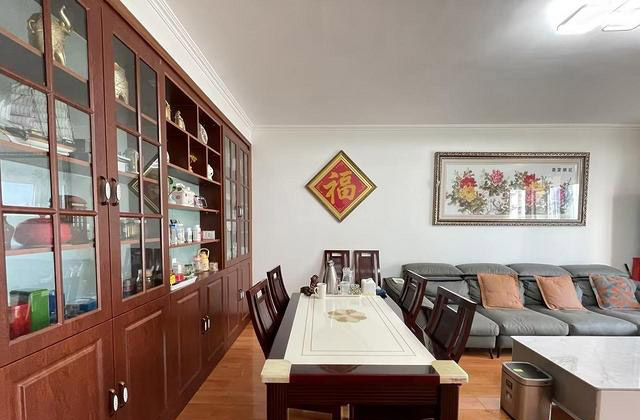 四中 江山瑞城 精装 大套三 建面122平,随时看房 四中 江山瑞城 精装 大套三 建面122平,随时看房