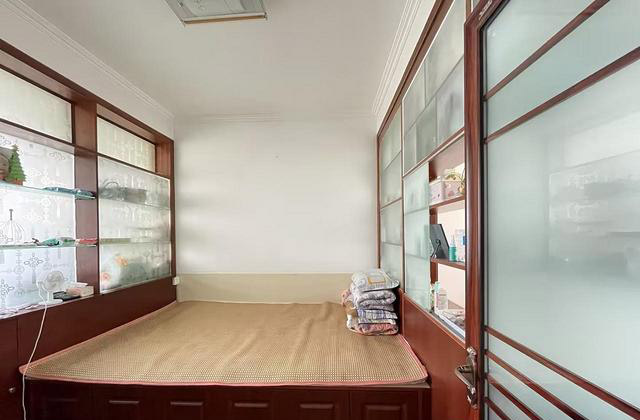 四中 江山瑞城 精装 大套三 建面122平,随时看房 四中 江山瑞城 精装 大套三 建面122平,随时看房